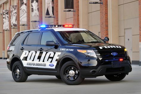 Ford Police Interceptor Utility vehicle Police Car Wallpaper, Police Car Design, Police Cars Aesthetic, Ford Taurus Sho, Police Patrol, Police Truck, Us Police Car, Ford Police, Police Force