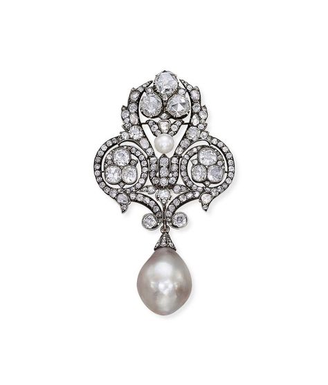 AN EXCEPTIONAL ANTIQUE NATURAL PEARL AND DIAMOND BROOCH | Christie's Art Deco Diamond Jewelry, Bijoux Art Nouveau, Pearl Jewels, Diamond Brooch, Pearl Brooch, Natural Pearl, Antique Diamond, Victorian Jewelry, Vintage Jewels