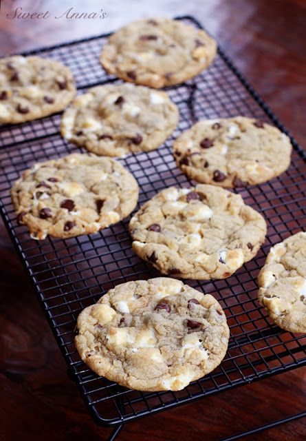 Marshmallow Chocolate Chip Cookies, Chocolate Chip Marshmallow Cookies, Chocolate Marshmallow Cookies, Marshmallow Chocolate, Marshmallow Cookies, Chocolate Marshmallows, Chocolate Chip Cookie, Cookies Recipes Chocolate Chip, Eat Dessert