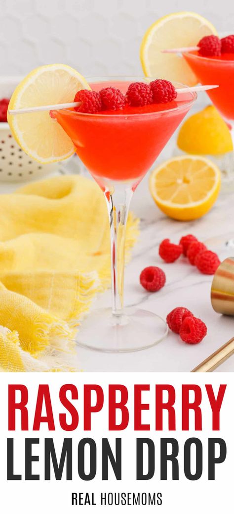 Summer Martini Recipes, Raspberry Lemon Drop Martini, Raspberry Lemon Drop, Lemon Drop Drink, Lemon Martini, Martini Recipes Vodka, Lemon Drop Cocktail, Raspberry Drink, Raspberry Cocktail