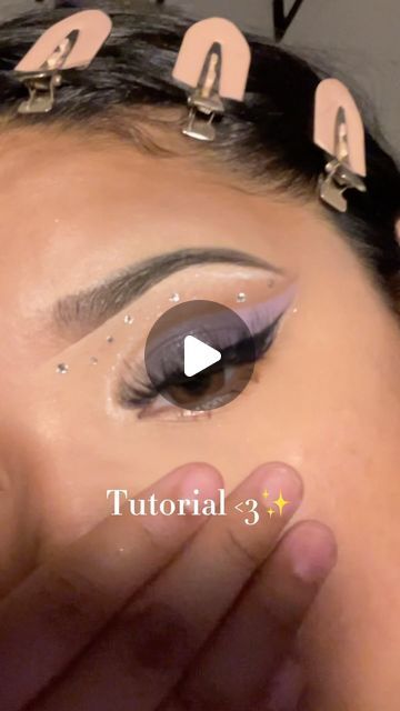 Aaliah Marie ✩ on Instagram: "Purple glitter eyeshadow tutorial 🍇✨

contacts: @icoice__lisa @icoice.official in 'DOLLY BROWN' 🤎
code: Marie22 for money off !!! link in bio 

#purple #purpleyeshadow #purplemakeup #glitter #eyeshadows #eyeshadow #eyeshadowtutorial #makeuptutorial" Purple Makeup For Brown Eyes, Glitter Eyeshadow Tutorial, Purple Makeup, Colorful Eye Makeup, Creative Eye, Creative Eye Makeup, Glitter Eyeshadow, Eyeshadow Tutorial, Purple Glitter