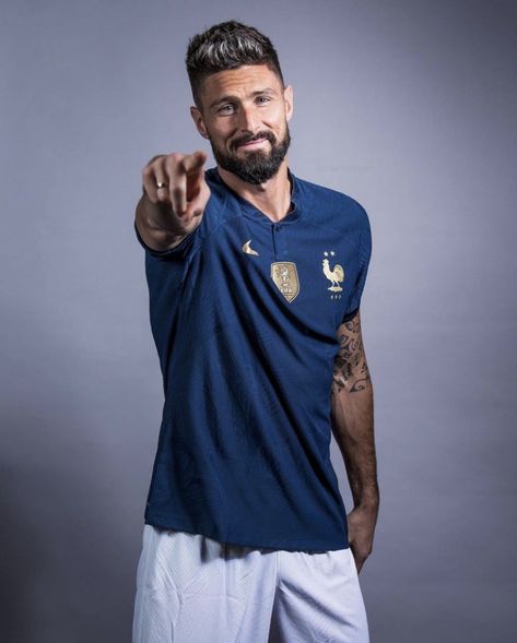 Giroud Olivier, Giroud France, France Players, France National Football Team, Soccer Poses, French Football Players, France Team, Olivier Giroud, Soccer Boyfriend