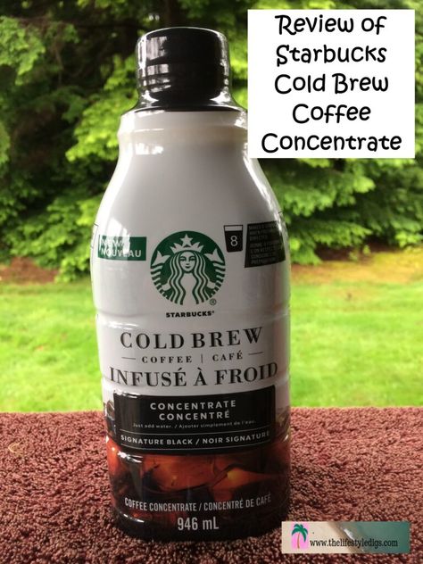 Review of Starbucks Cold Brew Coffee Concentrate - The Lifestyle Digs Have you tried the new Starbucks Cold Brew Coffee Concentrate? #starbucks #coffee #coldbrewcoffee #icedcoffee #mocha #icedmocha Coffee Concentrate Drinks, Starbucks Cold Brew Concentrate Recipes, Cold Brew Concentrate Ratio, Iced Coffee Concentrate Recipe, Cold Brew Concentrate Recipes, Coffee Concentrate Recipe, Starbucks Cold Brew Recipes, Starbucks Cold Brew, Starbucks Sweet Cream