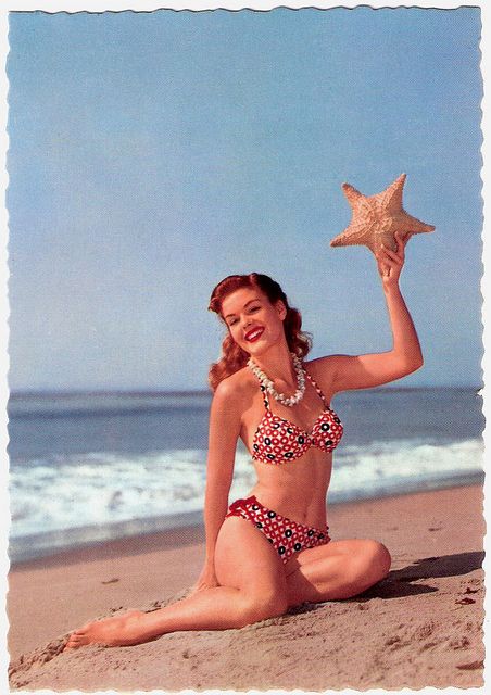 Pin Up Doll, Retro Swimwear, Vintage Swim, Vintage Swimwear, Swimsuit Design, Vintage Swimsuits, Norma Jeane, Vintage Pinup, Vintage Beach