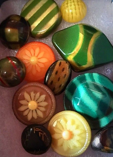 Vintage Buttons | Flickr Buttons Aesthetic, Button Aesthetic, Vintage Buttons Crafts, Whimsical Photoshoot, Pretty Buttons, Oc Stuff, Orange Soda, Apple Picking, Button Crafts