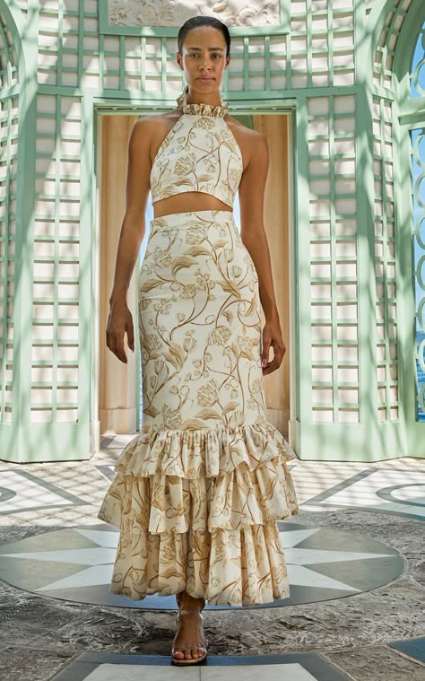 Fashion Show Themes, Resort Wear Dresses, Cotton Maxi Skirts, Resort 2024, Diana Fashion, Resort Wear For Women, Resort Fashion, Skirt Trends, Skirt And Top Set