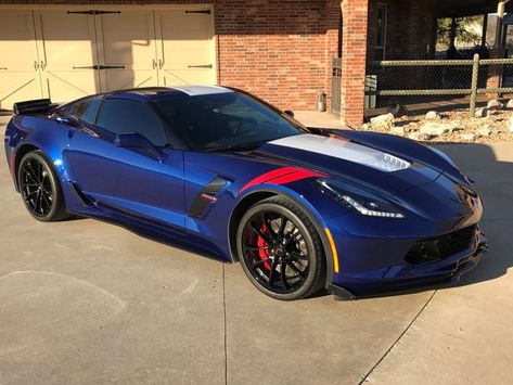 Collection of Corvette Pictures and Videos Grand Sport Corvette, Corvette C7 Grand Sport, C7 Z06, Cars Photography, Chevrolet Corvette C7, Corvette Grand Sport, Gm Car, Corvette C7, Corvette Z06