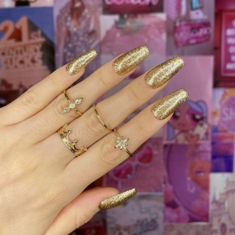 gold nail designs, gold nails idea, gold nails ideas, gold nails design, metallic nail polish Gold Glitter Acrylic Nails, Golden Glitter Nails, Medium Coffin Nails, Nails Medium Coffin, Luxury Nail Salon, Glitter Ideas, Gold Acrylic Nails, Nail Appointment, Nails Luxury