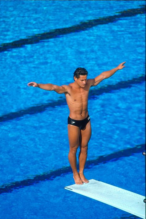 Greg Louganis, Olympic Diving, Intimate Portrait, How To Focus, Media Studies, American Legend, Aids Hiv, Training Tips, Celebrity Couples