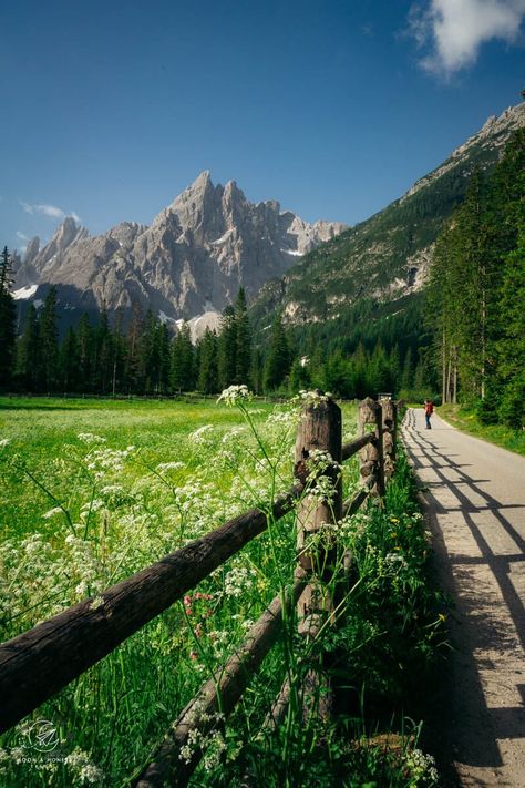 20 Best Places to Visit in the Dolomites in 2024 (+ Map) Italian Dolomites Aesthetic, The Dolomites Aesthetic, Dolminites Italy, Dolomites Aesthetic, Italian Honeymoon, Italian Dolomites, Dolomites Italy, Italian Alps, The Dolomites