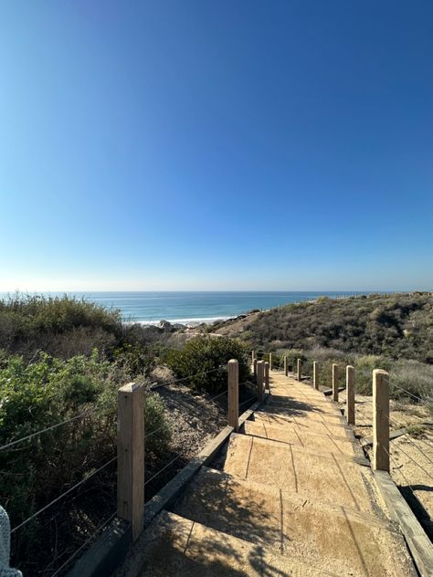 photo of hiking trail with ocean in the distance Hiking Aesthetic California, California Hiking Aesthetic, Southern California Aesthetic, Ocean Summer Aesthetic, Socal Aesthetic, Ghost Mode, West Coast Aesthetic, Southern California Hikes, False God