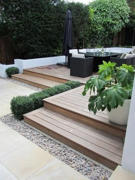 45 Modern Deck and Patio Ideas and Designs Terasse Ideas, Backyard Patio Deck, Modern Deck, Deck Steps, Decking Area, Patio Deck Designs, Patio Style, Decks Backyard, Backyard Deck