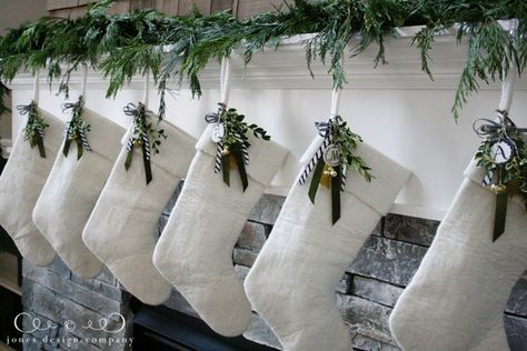 Embellished plain white stockings Vintage Christmas Tree Decorations, White Christmas Stockings, Christmas Stockings Diy, White Stockings, White Christmas Decor, Natural Christmas, Vintage Christmas Tree, Vintage Christmas Decorations, Simple White