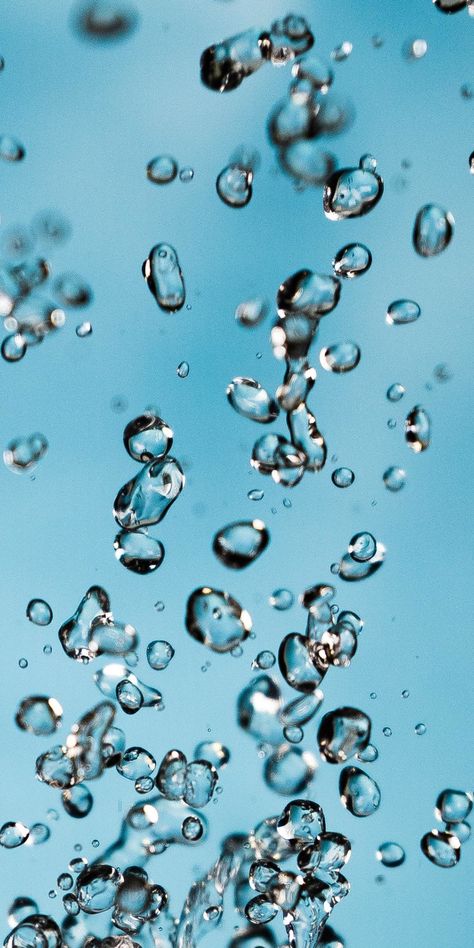 1080x2160 Water drops, close up, transparent wallpaper Water Drops Photography, Water Drop Drawing, Transparent Wallpaper, Bubbles Photography, Water Drop Photography, Levitation Photography, Double Exposure Photography, Water Aesthetic, Experimental Photography