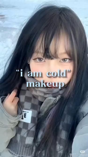 make up. make up looks. make up for beginners. make up tutorial. make up tutorial step by step. make up natural Asian Winter Makeup, Im Cold Makeup Look Korean, How To Do Cold Girl Makeup, How To Do A Makeup, Aesthetic Winter School Outfits, How To Do The Im Cold Makeup, How Do Makeup, Cold Weather Makeup Looks, Korean Cold Makeup