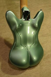 Kozm Cursed Guitar, Weird Guitars, Guitar Shapes, Feminine Body, Funny Guitar, Guitar Obsession, Unique Guitars, Cool Electric Guitars, Beautiful Guitars