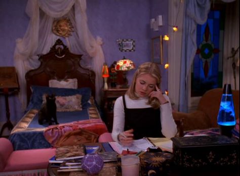 Sabrina the Teenage Witch 01x03: The True Adventures of Rudy Kazootie. Sabrina Spellman Outfit, Witch Bedrooms, Sabrina Spellman Style, Sabrina The Teenage Witch, Witch Room, Teen Witch, Sabrina Spellman, Witch House, Season Of The Witch