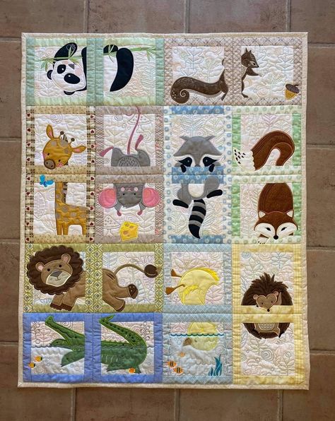 Woodland Animals Quilt, Teddy Bear Quilt Pattern, Safari Baby Quilt, Antique Quilts Patterns, Kid Quilts Patterns, Animal Baby Quilt, Neutral Baby Quilt, Boys Quilt Patterns, Modern Quilting Designs