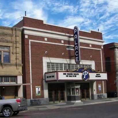 Corsicana Texas -  Palace Theatre Corsicana Texas, Photos Travel, The Last Picture Show, Old West, Wild West, Travel Usa, Theater, Palace, Dallas