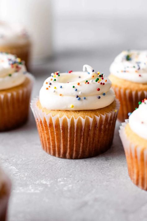 These vanilla cupcakes are incredibly tender, soft, and moist. It's hard to just eat one! They're much easier to make than a full ... Publix Cupcakes Recipe, Small Batch White Cupcakes, The Best Cupcake Recipe, Vanilla Cupcake Frosting, Publix Cupcakes, Mini Cupcakes Recipe, Mini Cupcake Recipe, Cupcakes Easy Recipe, Vanilla Frosting For Cupcakes