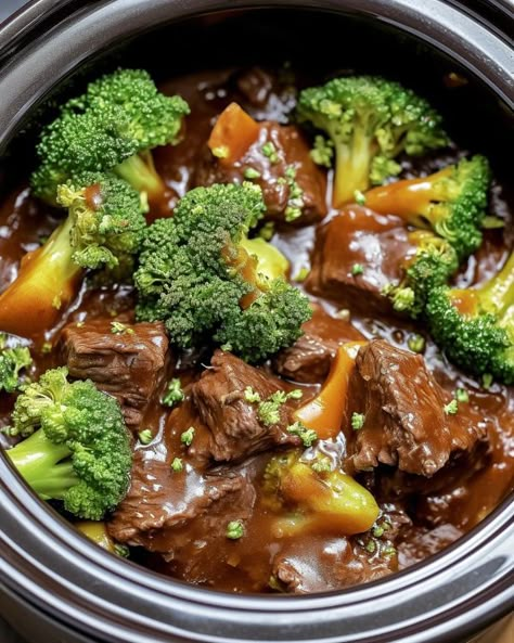 We skipped takeout and made this recipe instead, and it did not disappoint! Slow Cooker Beef And Broccoli, Crockpot Beef And Broccoli, Cooktop Cove, Slow Cooker Kitchen, Beef Broccoli, Beef And Broccoli, Beef Casserole Recipes, Beef Chuck Roast, Cooking White Rice