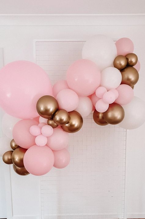 [INFLATED] Mini Balloon Garland - Pick Up/Delivered - Bang Bang Balloons Small Balloon Garland Backdrop, Small Balloon Garland, Photo Op Backdrop, Mini Balloon Garland, Birthday Balloon Garland, Mini Garland, Birthday Vibes, Garland Backdrops, Small Balloons