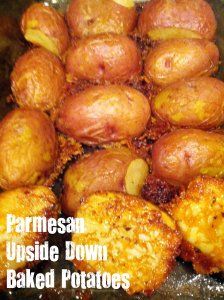 Parmesan Baked Potatoes, Baked Red Potatoes, Potatoes In Oven, Easy Potato Recipes, Parmesan Potatoes, Baked Potato Recipes, Potato Recipes Side Dishes, Potato Side Dishes, Crispy Potatoes