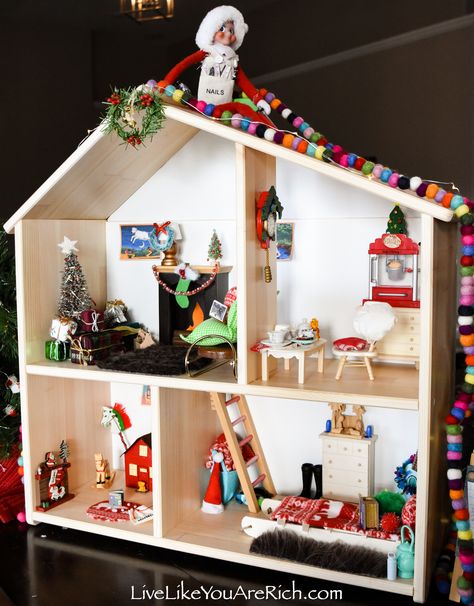 Elf on the Shelf: Dollhouse Seek and Find Elf Is Back Ideas, Shelf House, Simple Thanksgiving Table Decor, Toy Workshop, Elf Toy, Easy Elf, Seek And Find, Elf Activities, The Elf On The Shelf