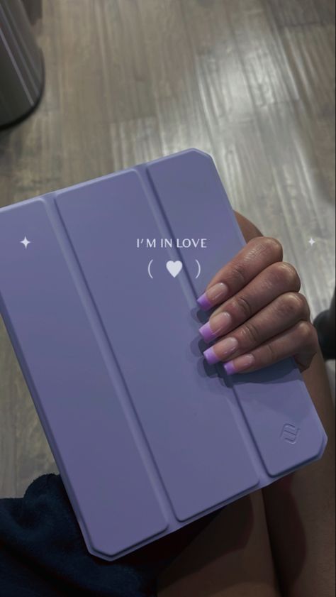 I think light purple aka lilac is my color of the year. Purple french tip nails and purple ipad case. You gotta love. Ipad Case Aesthetic Purple, Ipad Case Purple, Purple Ipad Aesthetic, Ipad Colors, Pink Girly Things Accessories, Purple French Tip Nails, Ipad Purple, Purple French Tip, Purple Ipad