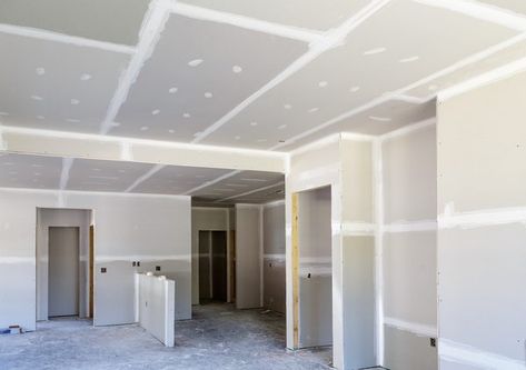 Hanging Drywall, Drywall Finishing, Drywall Installation, Diy Basement, Drywall Repair, Plaster Ceiling, Basement Walls, Up House, Diy Home Repair