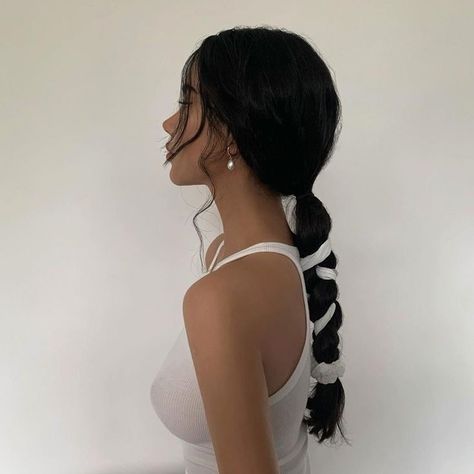 Ivan Lukov, Jasmine Santos, Mariana Zapata Aesthetic, From Lukov With Love, Lukov With Love, With Love, Hair, On Instagram, Instagram