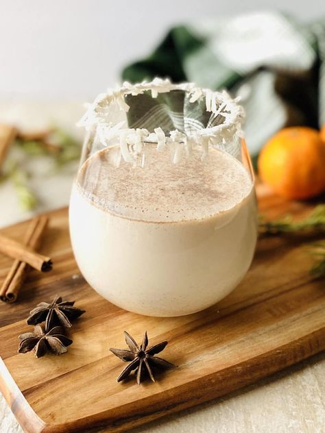 Coquito in a glass with a coconut rim. Bacardi Coquito Recipe, Bacardi Coquito, Vegan Coquito Recipe, Traditional Coquito Recipe, Best Coquito Recipe, Coconut Eggnog, Saltimbocca Recipe, Red Sangria Recipes, Coquito Recipe