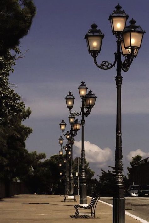 Lamp Post Aesthetic, Perjalanan Kota, Italy Street, Old Lamps, Light Pole, Street Lights, Lantern Lamp, Home Electronics, Street Lamp