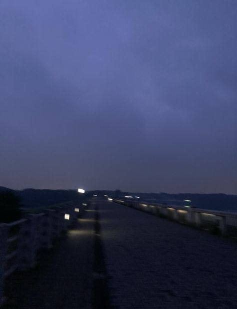 Blue Blurry Aesthetic, Nowhere Aesthetic, Wallpaper Mysterious, Blurry Wallpaper, Bridge Night, Path To Nowhere, Sky Purple, Sky Bridge, Sea Aesthetic