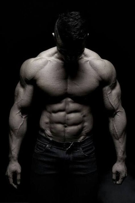 Aesthetics Bodybuilding, Bodybuilding Pictures, Gym Guys, Body Builder, Muscular Men, Bodybuilding Motivation, Muscle Fitness, Muscle Men, Fitness Model