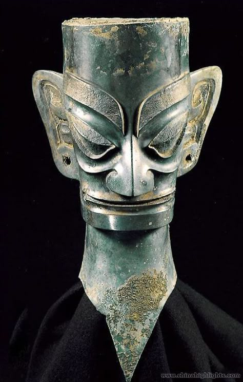 Ancient Chinese Artifacts, Ancient Chinese City, Chinese Museum, Bronze Mask, Chinese Artifacts, Shang Dynasty, Sichuan Province, Chinese City, Sichuan China