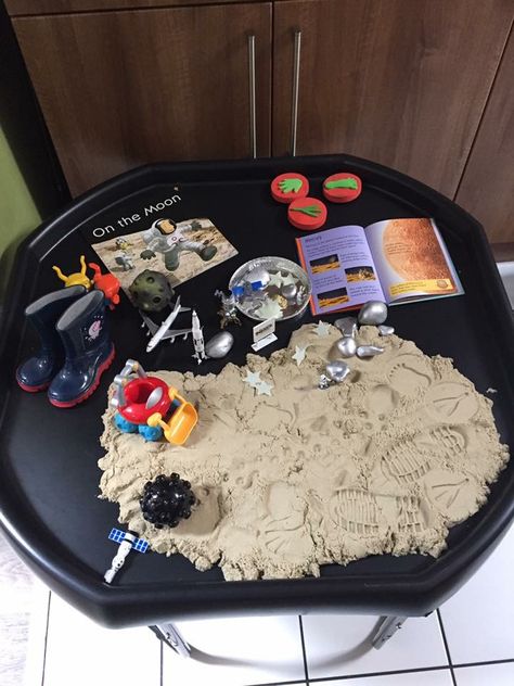 Moon sand tuff tray Moon Tuff Tray Ideas, Tuff Tray Space Theme, Moon Tuff Tray, Tuff Tray Ideas Space, Space Tough Tray Ideas, Space Tuff Tray Ideas Eyfs, Space Themed Tuff Tray, Eyfs Space Activities, Space Tuff Tray Ideas