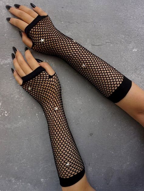 Long Gloves Aesthetic, Accesorios Dark, Dark Accessories, Gloves Aesthetic, Fishnet Gloves, Estilo Punk, Black Gloves, Star Decorations, Pinterest Outfits