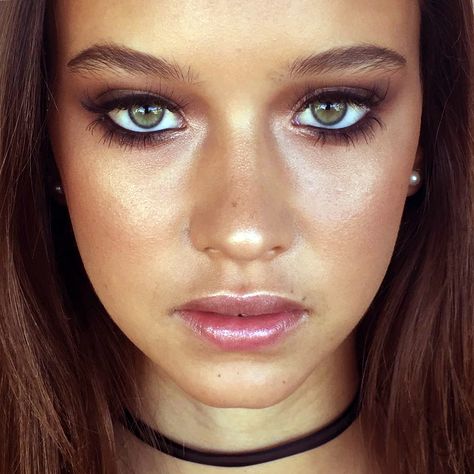 Summer glow Smink Inspiration, Most Beautiful Eyes, Cute Makeup Looks, Glowing Makeup, Natural Makeup Looks, Simple Skincare, All Things Beauty, Cute Makeup, Beautiful Skin