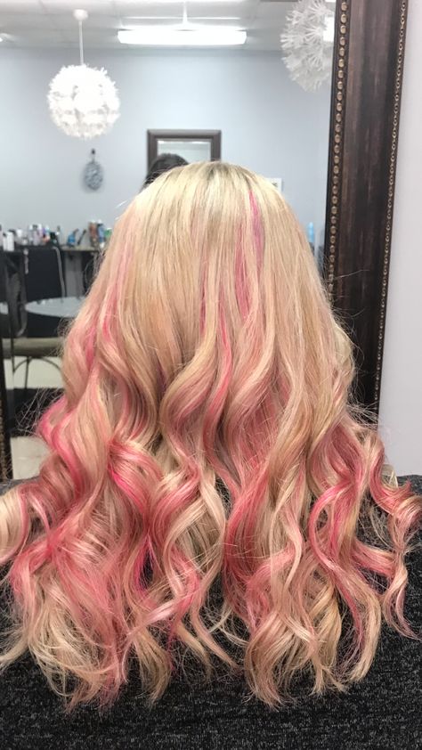 Cute Hair Lengths, Blonde Hair With Pink Streaks, Pink Underdye Hair, Pink And Blonde Hair, Hair With Pink Highlights, Blonde Hair With Pink, Pink Hair Streaks, Pink Hair Highlights, Blonde Hair With Pink Highlights