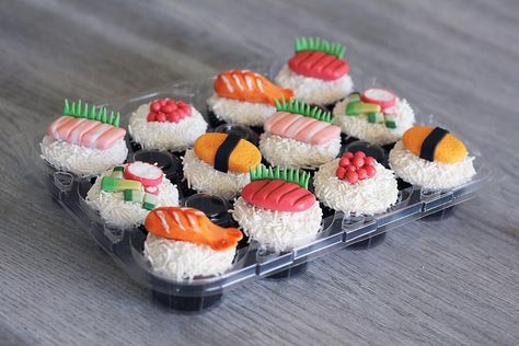 Sushi Cupcakes 2020 Sushi Cupcakes Ideas, Sushi Cupcake Toppers, Cupcake Sushi Bake, Sushi Dessert, Sushi Themed Cupcakes, Sushi Cake Ideas, Sushi Birthday Cake Ideas, Sushi Cake Birthday, Sushi Cupcakes