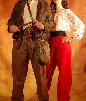 Indiana and Marion Indiana Jones Halloween, Indiana Jones Costume, Marion Ravenwood, 80's Costume, Expedition Everest, Indiana Jones Films, 40s Style, Toy Monkey, Couples Costume