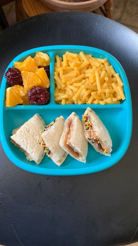 Dinners Toddlers Will Eat, Nutritious Toddler Meals, One Year Old Meal Ideas Breakfast, Lunch Ideas For Toddlers, Toddler Lunch Ideas, Easy Toddler Lunches, Toddler Won’t Eat, Daycare Meals, Baby Dinner