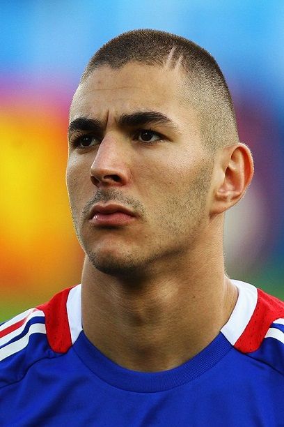 Football Hairstyles, Benzema Real Madrid, Course Hair, Aubrey Drake, Instagram Hairstyles, Ronaldo Videos, Oval Face Hairstyles, Volleyball Outfits, José Mourinho