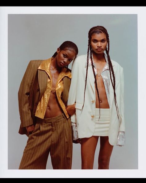 Mideyah Parker (@mideyahparkerhair) • Instagram photos and videos Full Body Poses 2 People, Two Person Editorial Poses, Double Pose Reference, 2 Models Posing Together Male And Female, Two Models Posing Together, Twin Editorial, Duo Editorial, Duo Photoshoot, Itzy Concert