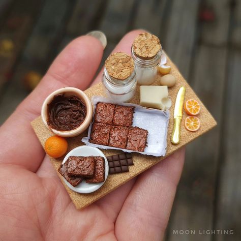 Miniture Food, Fairy House Crafts, Play Food Set, Miniature Bakery, Clay Magnets, Mini Stuff, Diy Doll Miniatures, Air Dry Clay Projects, Clay Crafts Air Dry