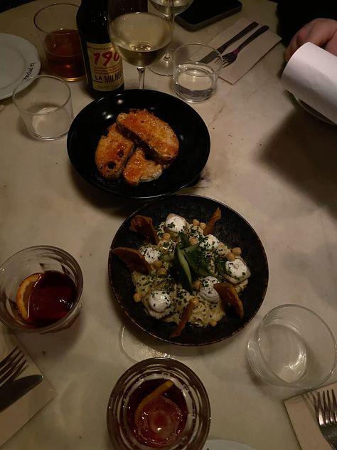 #lapepita #dinner #restaurant #barcelona #aesthetic #tapas #spain Tapas Spain, Barcelona Aesthetic, Dinner Restaurant, Barcelona, Spain, Restaurant, Pins