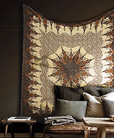 Mandala Intricate, Cute Dorm Ideas, Tapestry Crafts, Double Bed Sheets, Indian Tapestry, Mandala Wall Hanging, Beach Bedding, Cute Dorm Rooms, Boho Tapestry