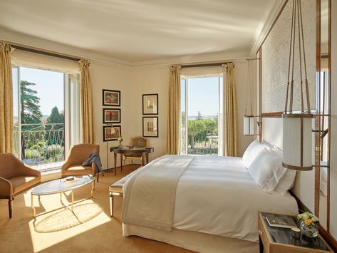 Go Behind the Scenes of Emily in Paris's Rome Locations – Frederic Magazine Frederic Magazine, Bruno Moinard, Hotel Eden, Michelin Guide, Room Screen, Emily In Paris, Season 4, House Tours, Eden