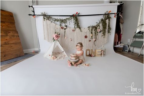 Indoor Smash Cake Pictures, White Backdrop Cake Smash, Simple Boho Cake Smash, Cake Smash Studio, Cake Smash White Backdrop, Cake Smash Set Up, Boho 1st Birthday Pictures, Boho One Year Old Photoshoot, Smash The Cake Photoshoot